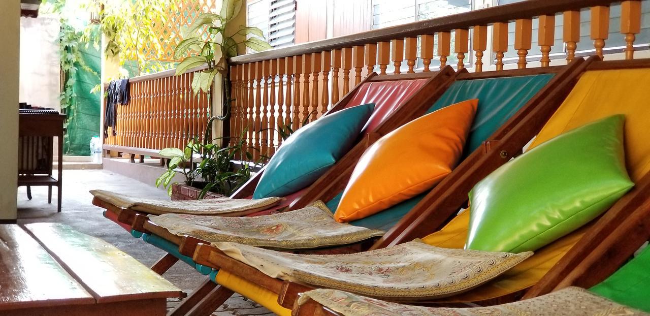 Siriwan Guesthouse Csiangmaj Kültér fotó